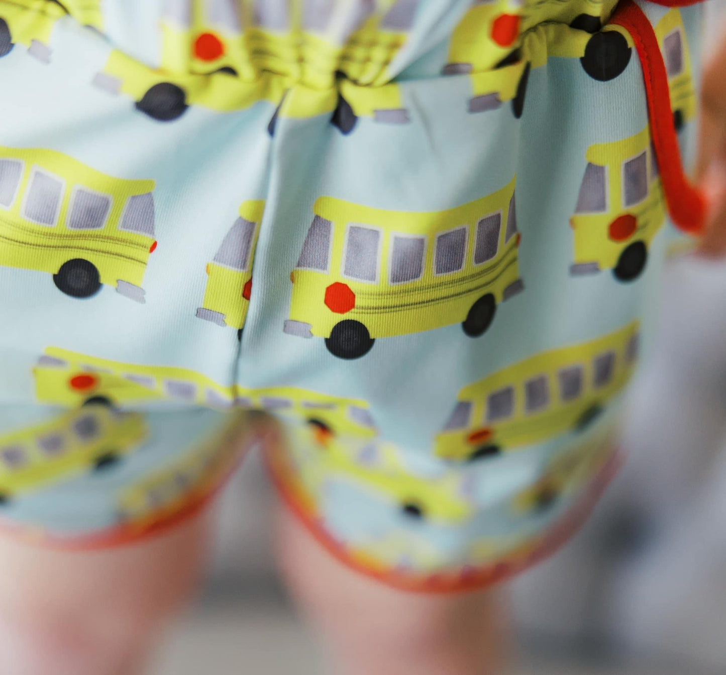 Bus Fabric Boy Short Set